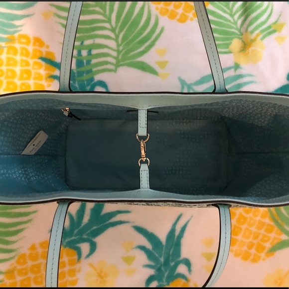 Kate Spade purse - Picture 3 of 4
